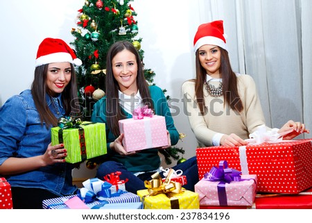 giving and opening gifts at Christmas/giving and opening gifts at Christmas