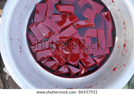 Many Cow Blood Food Red Float