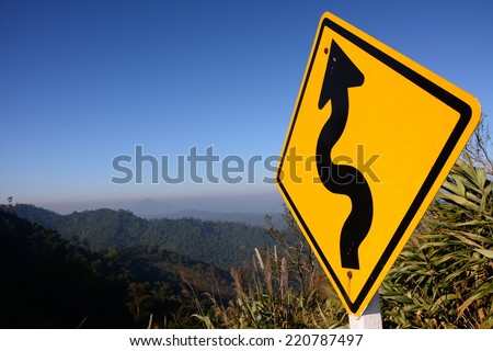 It\'s plate side road to show about condition road like a maze location is very high at mountain