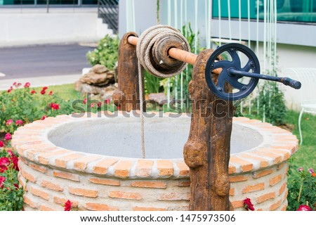 well wheel pulley