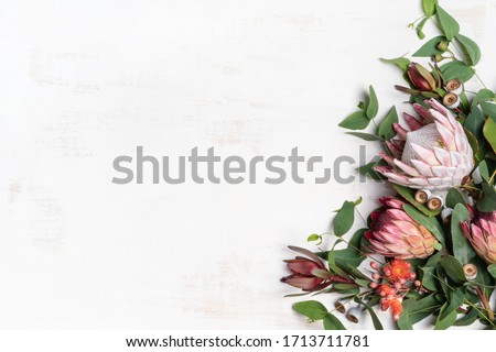 Featured image of post Rustic Protea Border / Check out this rustic burgundy protea and thistle bouquet and see more inspirational photos on theknot.com.