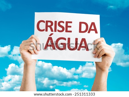 Water Crisis (in Portuguese) card with sky background