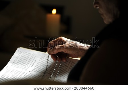 christian woman reading the bible