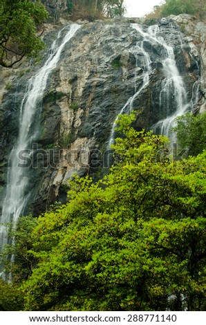 Klong lan Waterfall is big waterfall in thailand ,province Kampang phed