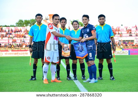 SISAKET THAILAND- JUNE 13: Players of Sisaket FC and Buriram Utd. show good sportsmanship befor start Friendly match between Sisaket FC and Buriram united at Sisaket on June 13,2015,Thailand