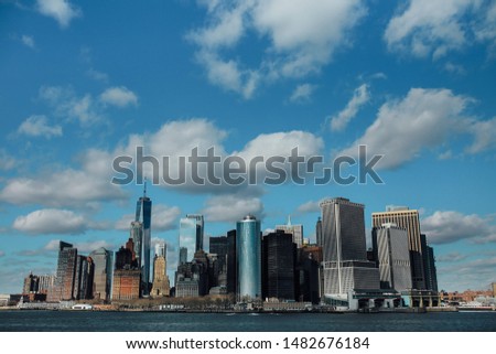 View from the Hudson River towards the city of Manhattan, New York.