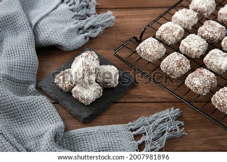 Shutterstock - PuzzlePix