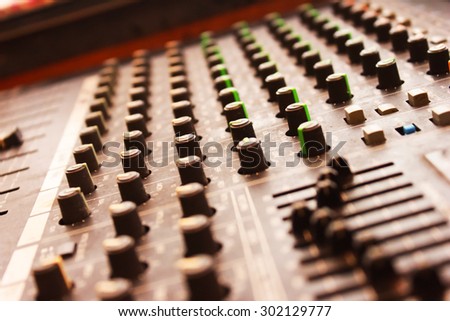 control audio panel.