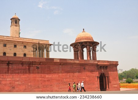 NEW DELHI, INDIA - MAY  17, 2014:  Esplanade Rajpath on  May  17, 2014. The Indian government buildings. Residence of the President of India. New Delhi