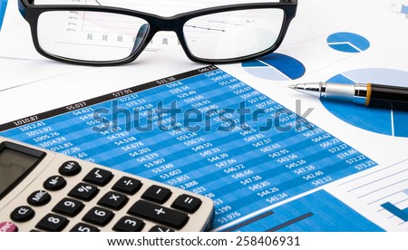 office scene:financial graph and chart