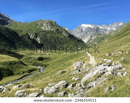 Similar – Foto Bild Wanderung Vanoise National Park: Blick auf Berg in Nebel