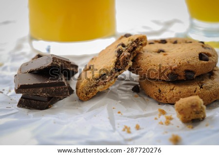 Cookies chocolate and orange juice