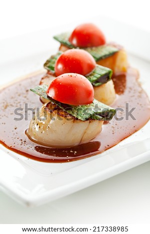 Appetizer - Sea Scallop with Teriyaki Sauce and Cherry Tomato