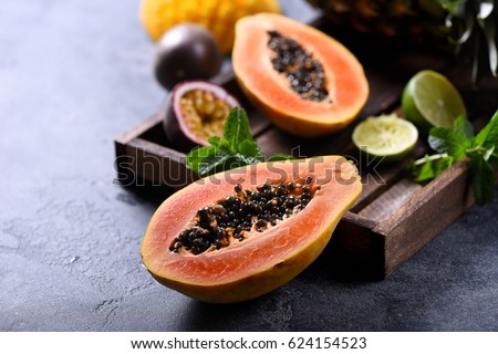 Papaya fruit, sweet ripe fresh papaya, raw vegan food ストックフォト © 