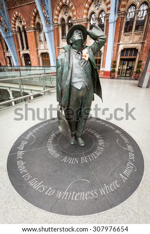 LONDON, UK - 24 FEBRUARY 2011: A wide angle portrait of the statue of Sir John Betjement, the English poet, located in the concourse of St. Pancras train station, London.