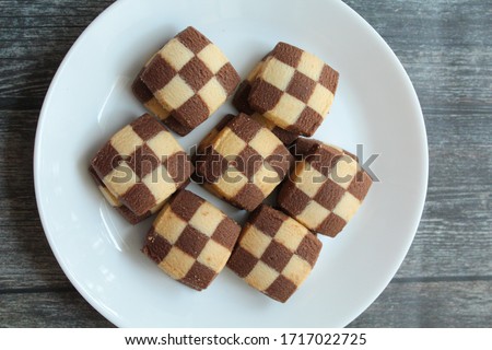 Shutterstock - PuzzlePix