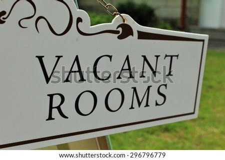 Vacant Rooms directions on a Signpost