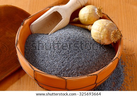Poppy seeds in a bamboo bowl