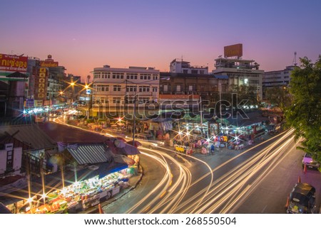 CHIANG MAI, THAILAND - DECEMBER 23 : Many shops are arranged to greet customers at Waroros Market on December 23, 2014. Waroros Market is the one of oldest market in Chiangmai, Thailand.
