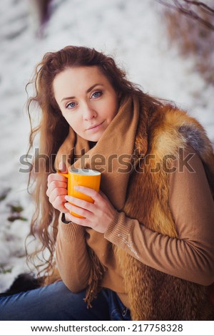 beauty woman winter outdoor christmas