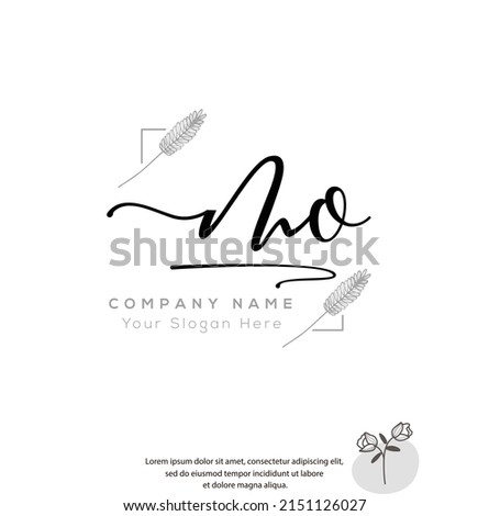 M O MO Initial letter handwriting and signature logo. Beauty vector initial logo .Fashion, boutique, floral and botanical	
 Foto stock © 