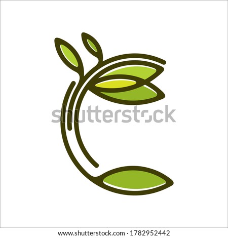 Logo dell'albero, modello di logo vettoriale, Letter C initial with green leaf logo vector design template.