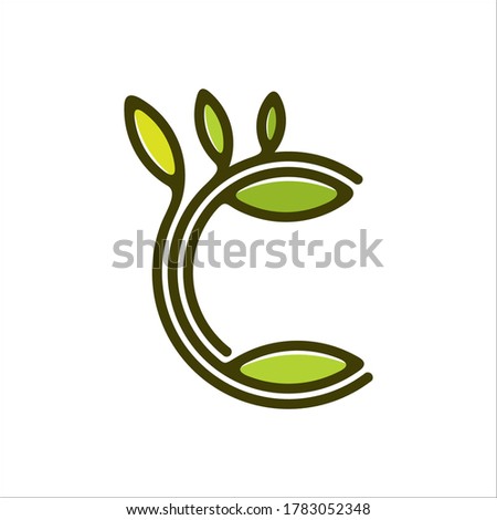 Logo dell'albero, modello di logo vettoriale, Letter C initial with green leaf logo vector design template.