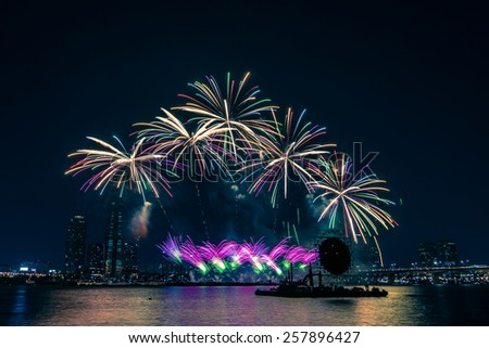 seoul international fireworks at Han river korea