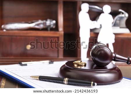 Prenuptial agreement. Family law, drafting of prenuptial agreement. ストックフォト © 