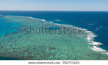 Great Barrier Reef - Helicopter view