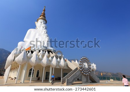 White Big Buddha images with different sizes