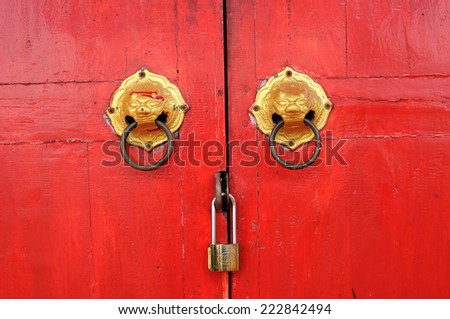 Chinese door, the door of Chinese shrine in Thailand.