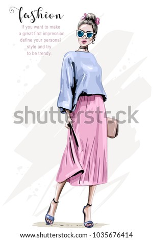Hand drawn beautiful young woman with handbag. Fashion woman. Stylish cute girl in sunglasses. Sketch.