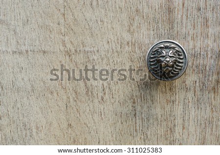 Door handle, Metallic Lion, Wood, wood grain, wood texture,