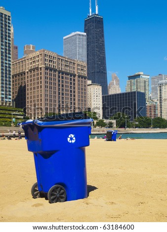 Trash Can in the Ohio street beach