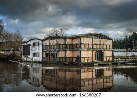 this unique floating hotel was situated close to Norwich town center on the river weaver. believed to be the only one of its kind in the country until it was demolished in 2009.