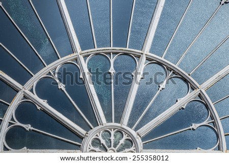 Fan-shaped cast iron window of the Buxton Midland Railway designed by Joseph Paxton.