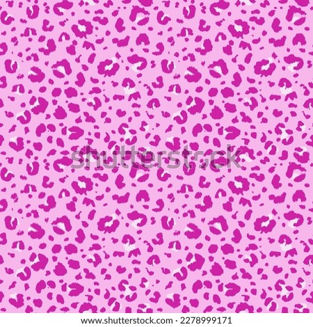 Vector seamless glamour pink leopard pattern. Luxury wildlife repeat. Jaguar fur safari seamless backdrop. Hand-drawn animal fur pattern. Cheetah panther surface pattern. Leopard print background