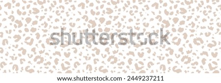 Leopard vector seamless pattern. Wildlife repeat texture. Jaguar fur safari seamless backdrop. Hand-drawn animal fur pattern. Luxury design elements. Cheetah panther leopard surface pattern print