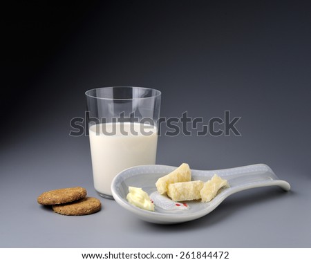 Breakfast with milk and cheese