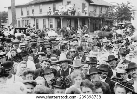 Crowd for waiting for candidate William Taft's (1857-1930) whistle-stop train during the western tour of his successful campaign for the US Presidency in 1908.