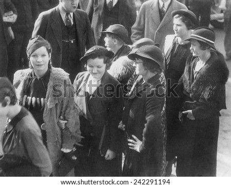 Bonnie and Clyde\'s friends and relatives sentenced for harboring fugitives from justice in Dallas Texas, Feb 26, 1935.