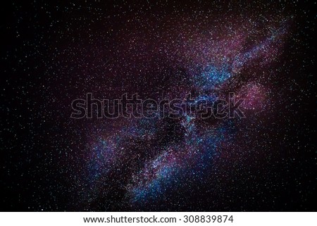 A glance into the centre of our galaxy, the Milky Way. Shot at a focal length of 70mm.