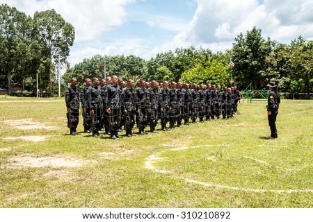 YALA - AUGUST 21, 2015 :Military training to increase the capacity of personnel in Thailand.