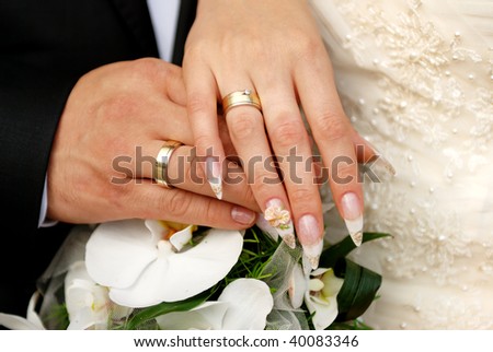 Just married couple hands