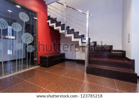Ruby house - wooden and metal staircase in contemporary house