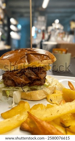 Similar – Foto Bild Leckere Hamburger im Café serviert