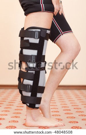 Support for leg or knee injury, side view
