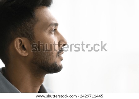 Similar – Foto Bild Your silence is part of the problem. Eine junge Frau trägt ein Schild mit der Aufschrift, “ dein Schweigen ist Teil des Problems „. Zivilcourage gegen Polizeigewalt , Gewalt, Diskreminierung , sexuelle Übergriffe und Gewalt im Allgemeinen