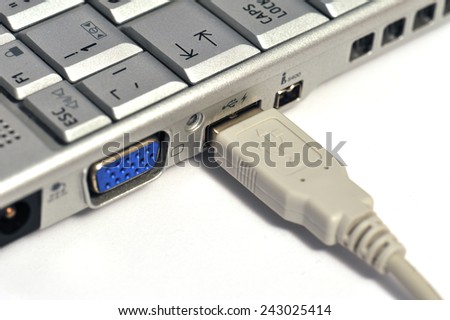 USB Lead & Laptop USB connector port